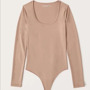 Long-sleeve seamless bodysuit